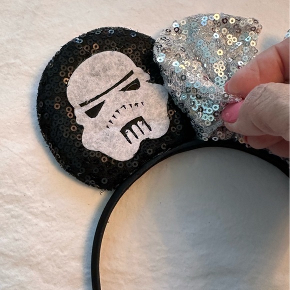 Star Wars Darth Vader/Stormtrooper Disney Mouse Ears Sequined w/Silver Bow *Rare - Picture 3 of 4